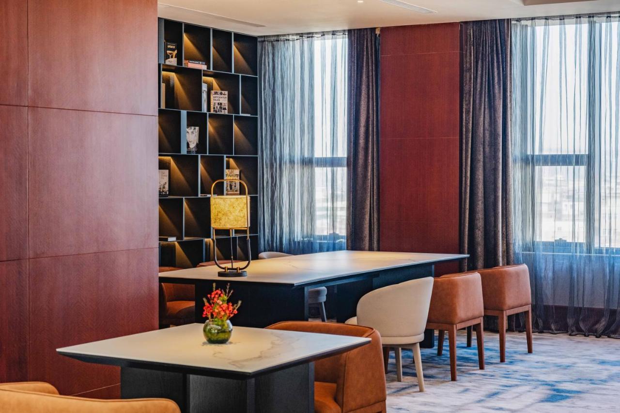 Marco Polo Jin Jiang Hotel Csincsiang Kültér fotó