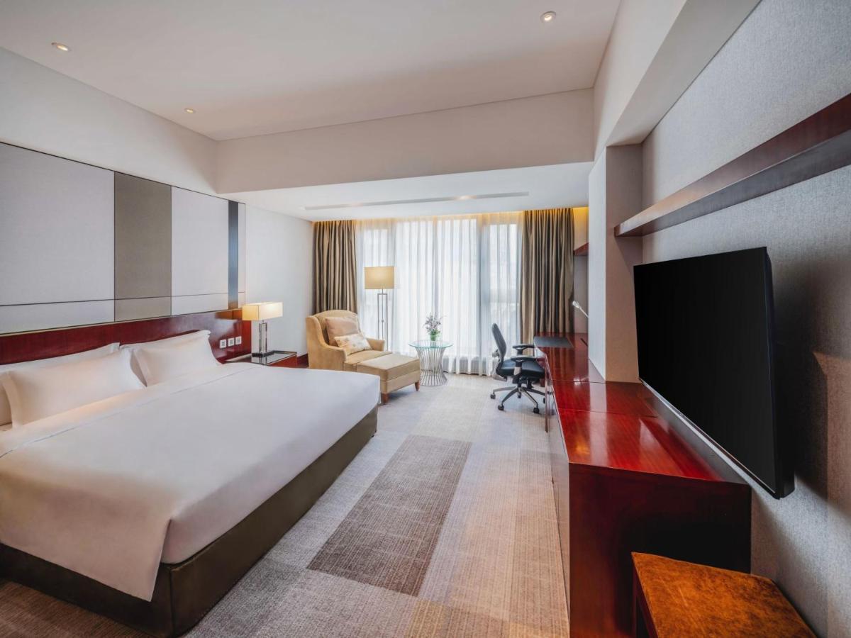 Marco Polo Jin Jiang Hotel Csincsiang Kültér fotó