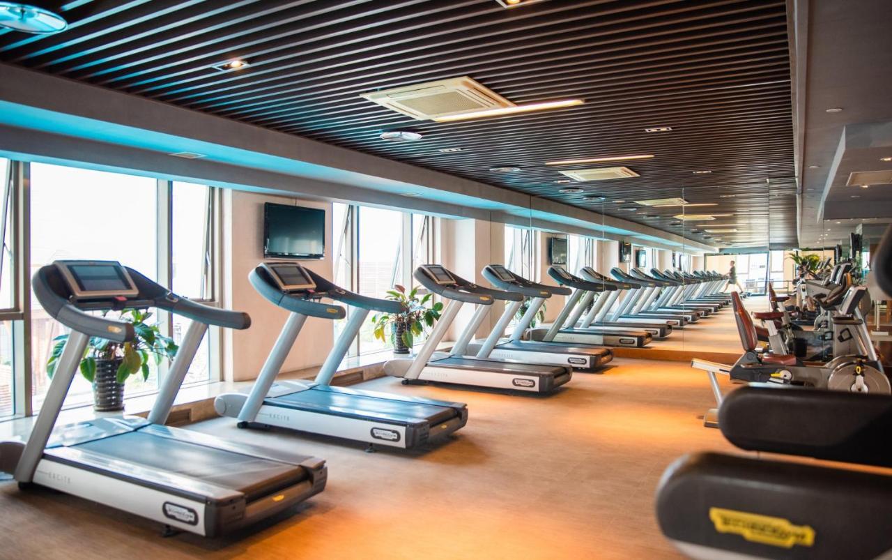 Marco Polo Jin Jiang Hotel Csincsiang Kültér fotó