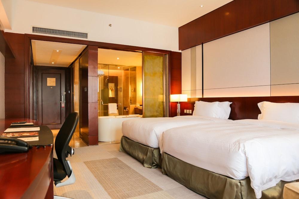 Marco Polo Jin Jiang Hotel Csincsiang Kültér fotó