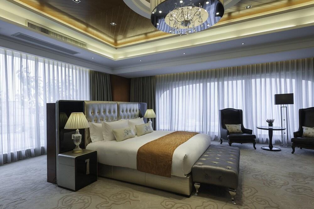 Marco Polo Jin Jiang Hotel Csincsiang Kültér fotó