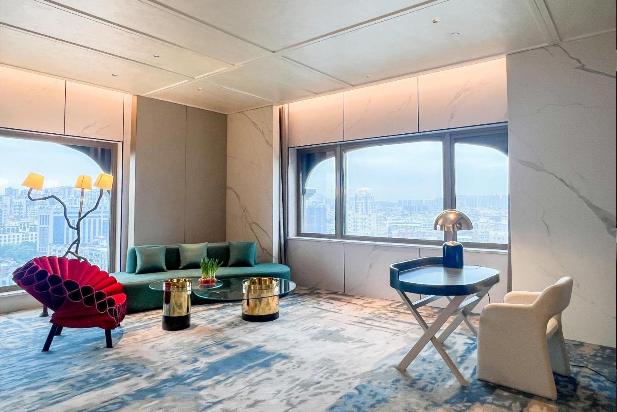 Marco Polo Jin Jiang Hotel Csincsiang Kültér fotó