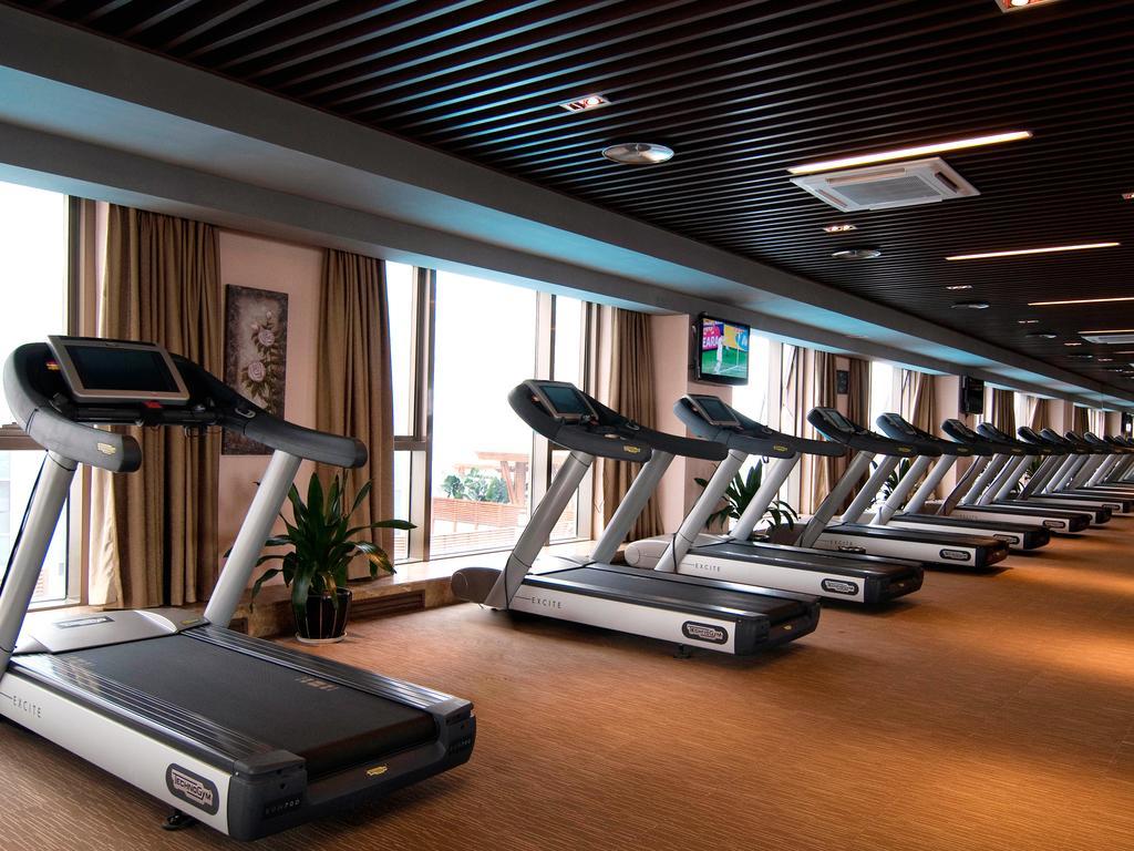 Marco Polo Jin Jiang Hotel Csincsiang Kültér fotó