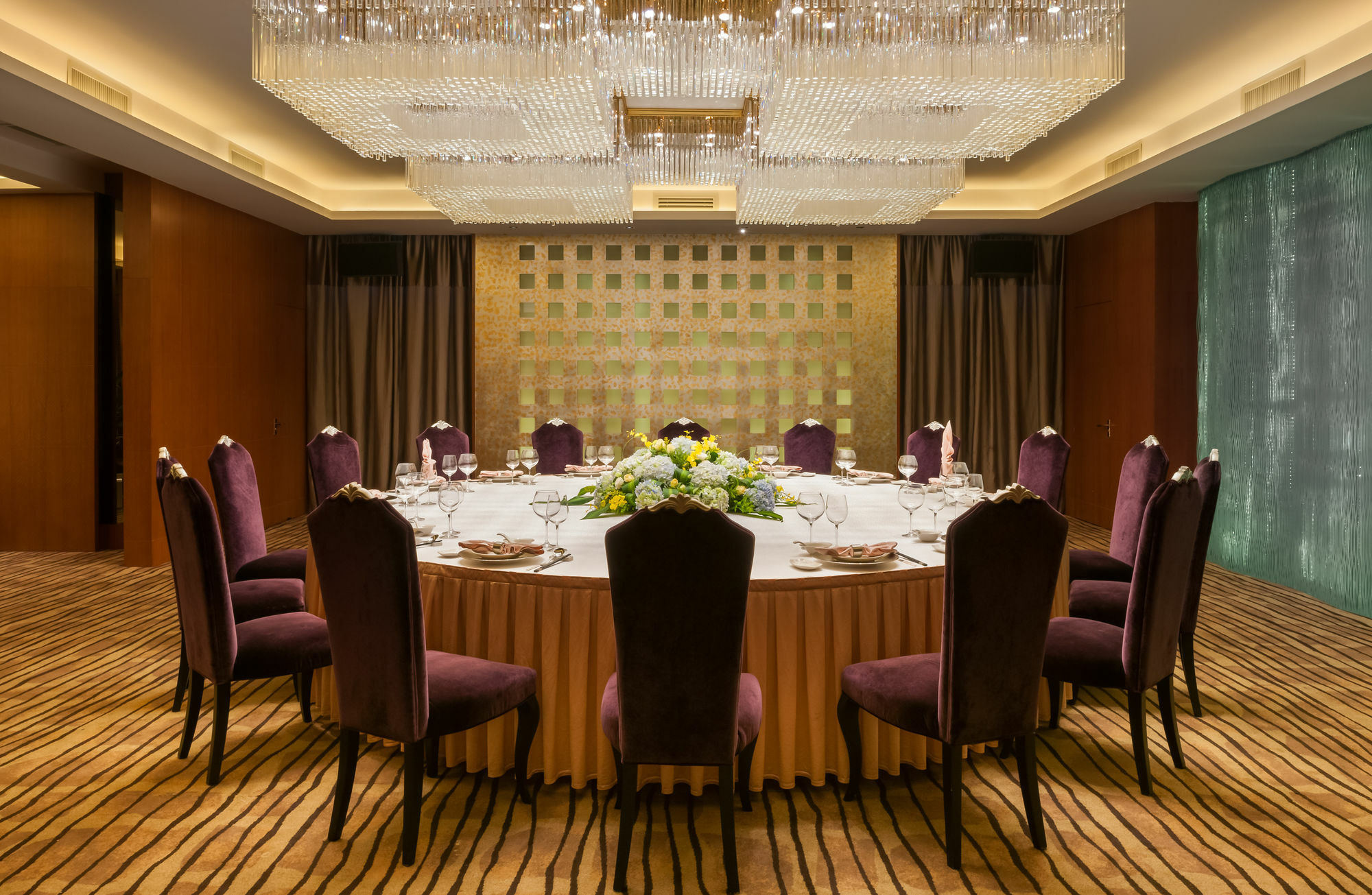 Marco Polo Jin Jiang Hotel Csincsiang Kültér fotó