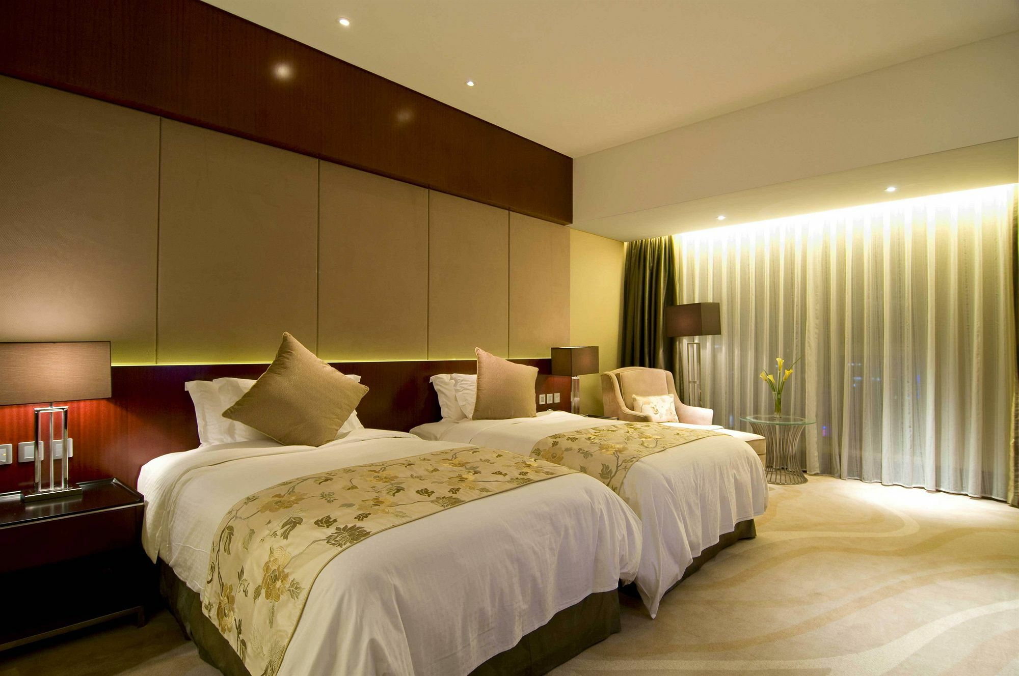 Marco Polo Jin Jiang Hotel Csincsiang Kültér fotó